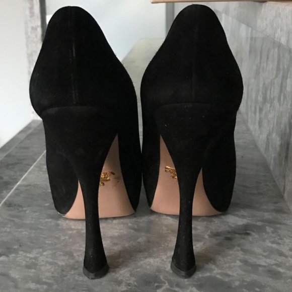 Worn once PRADA black suede heels - Picture 3 of 10